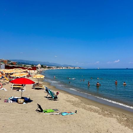 Appartamento Con Accesso Privato Spiaggia Savone Extérieur photo