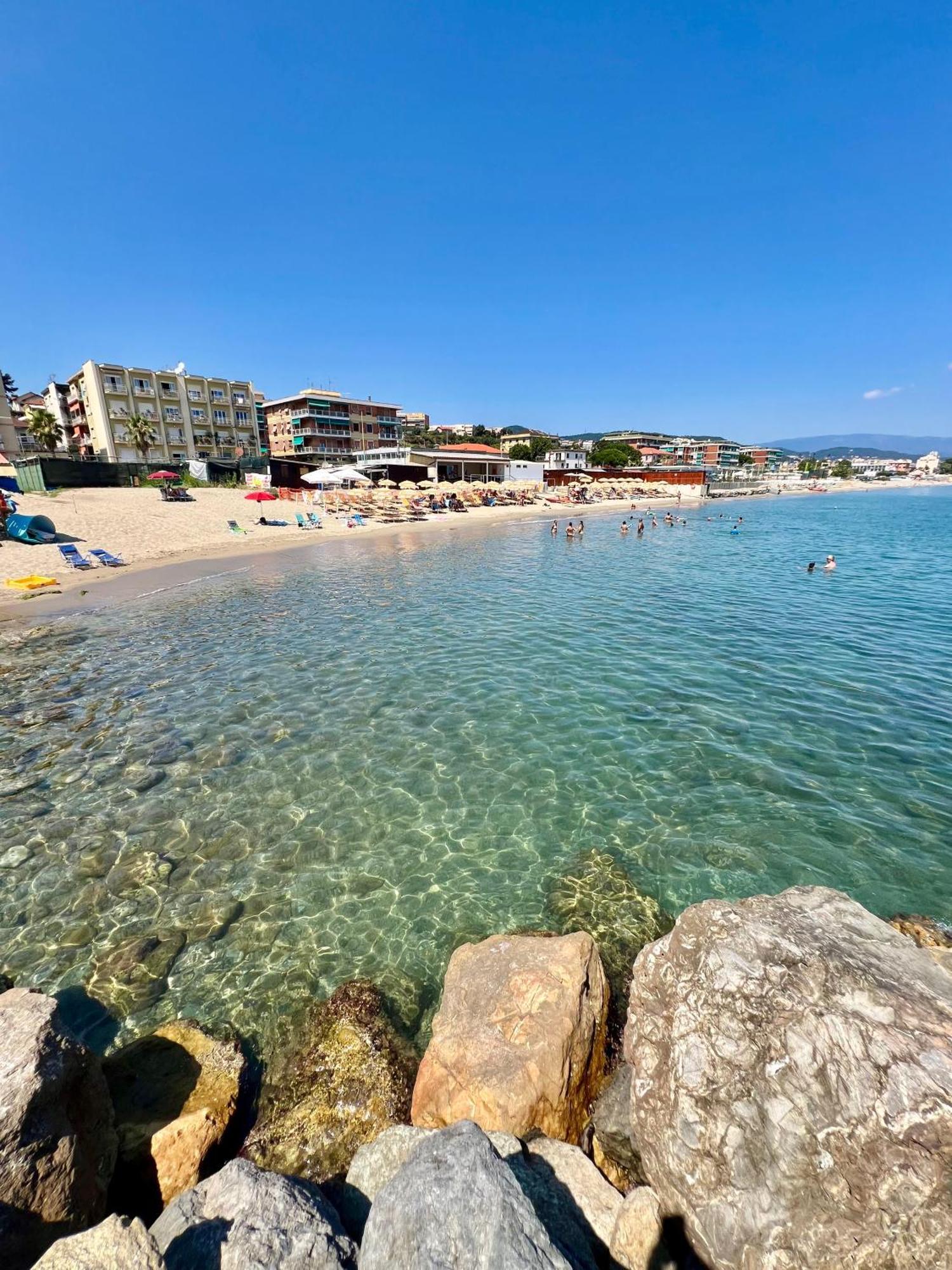 Appartamento Con Accesso Privato Spiaggia Savone Extérieur photo
